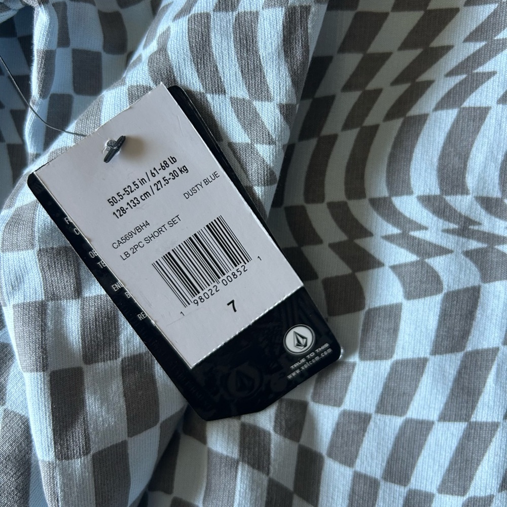 Volcom boys Gray Chevron Set - Picture 8 of 11